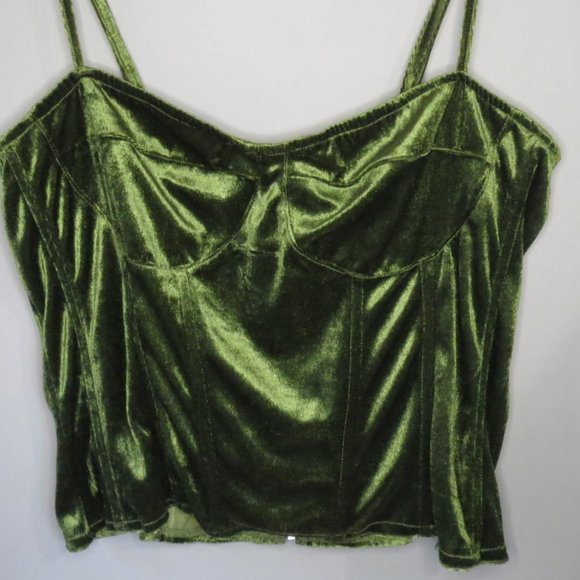 PRETTY LITTLE THING - PLUS - VELVET CORSET & RUCHED SKIRT - SIZE 18 - NW… - Picture 14 of 14